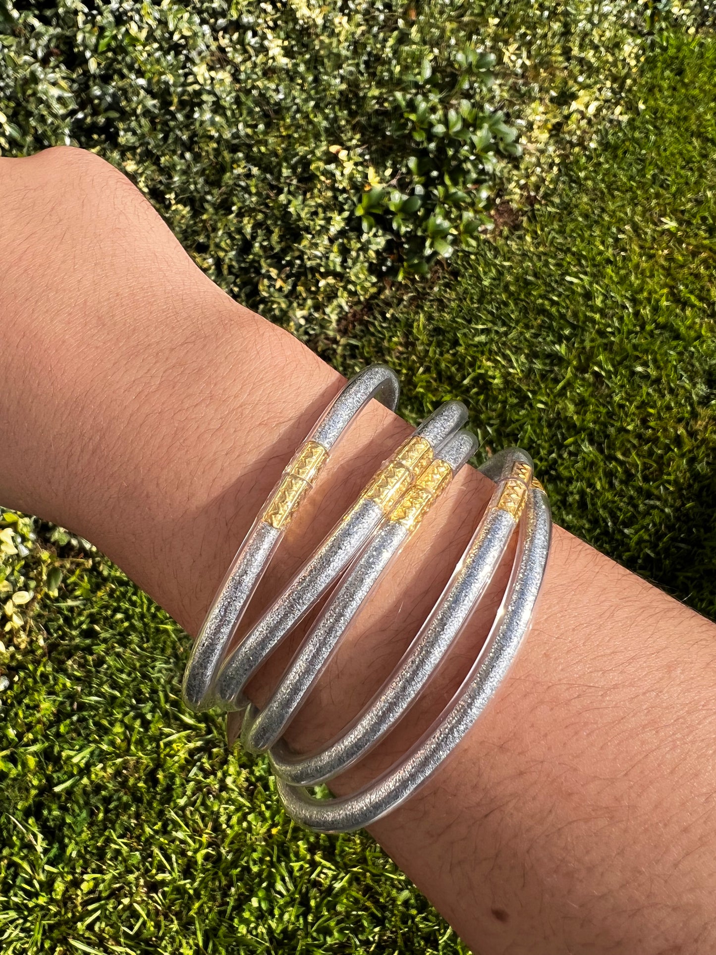 The silver dangle bracelet